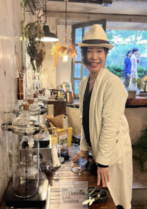 © De Herborist van Aalden Nerolidol Tokyo, Makiko